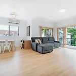 Southport Spacious Three Bedroom Getaway - Coasthm