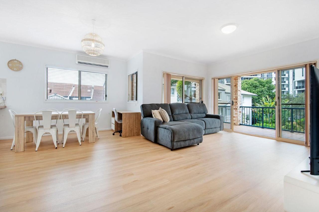 Southport Spacious Three Bedroom Getaway - Coasthm